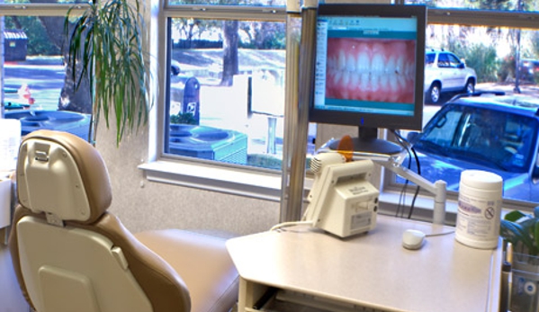 Arboretum & Westlake Orthodontics Austin TX - Barry F. Rouch, DDS, MS - Austin, TX