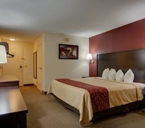 Red Roof Inn - Murfreesboro, TN