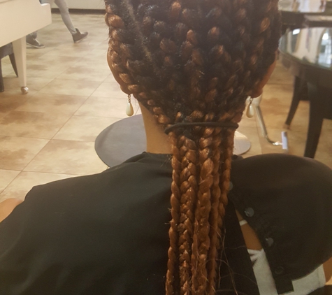 Madina hair salon - Las Vegas, NV