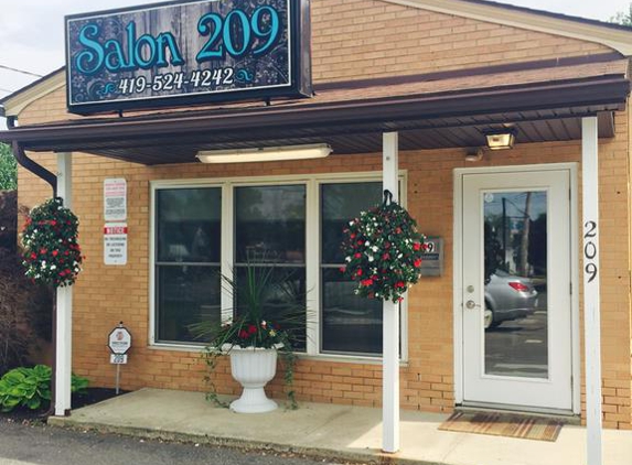 Salon 209 - Mansfield, OH