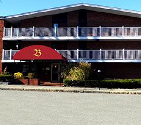 Bradford Inn & Suites - Plymouth, MA