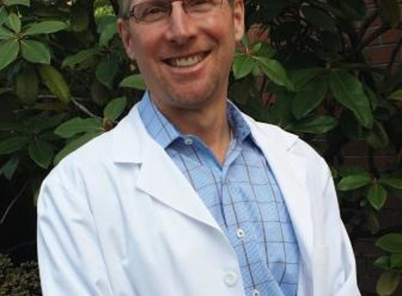 RANDALL J EGGERT DDS PS - Redmond, WA