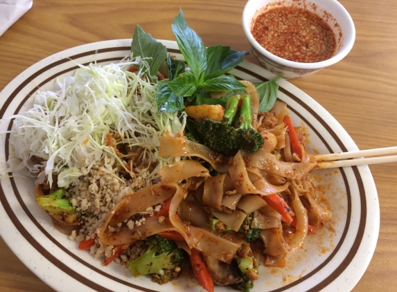 Sticky Rice Restaurant - Garden City, KS