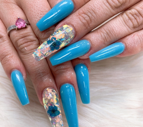 Sky Nail - Jacksonville, FL