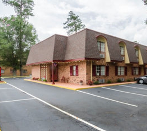 Econo Lodge - Williamsburg, VA