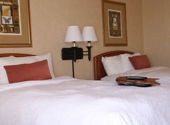 Hampton Inn Boston-Logan Airport - Revere, MA