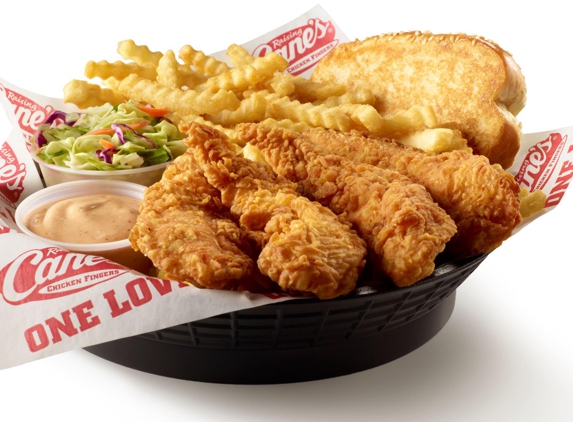 Raising Cane's Chicken Fingers - Saint Louis, MO