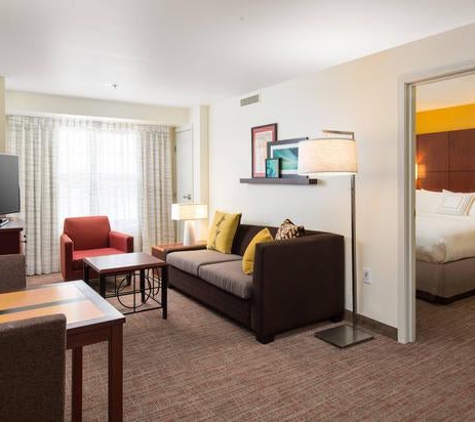 Residence Inn by Marriott Springfield Old Keene Mill - Springfield, VA