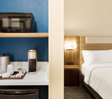 Holiday Inn Express - Green Bay, WI