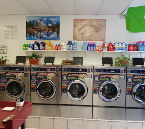 Wayne's Wash World II Laundromat - Somerville, NJ