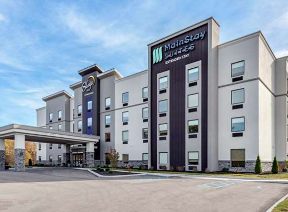 MainStay Suites Newberry - Crane - Newberry, IN