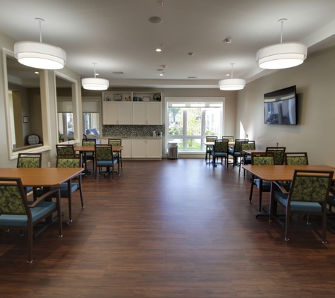 Michigan House Senior Living - Riverview, MI. Dining Room