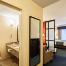 Comfort Suites East Lincoln-Mall Area - Motels