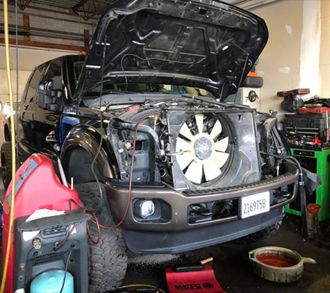 J’s Garage Auto & Truck Repair - Alsip, IL