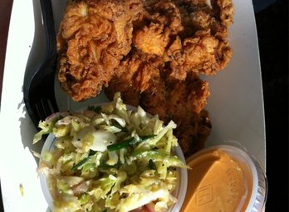 Ludo Truck - Los Angeles, CA. Fried chicken...delicious