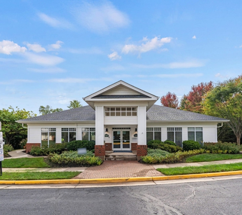 SomerHill Farms Apartments - Gainesville, VA