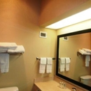 SureStay Plus By Best Western Blue Springs - Lodging