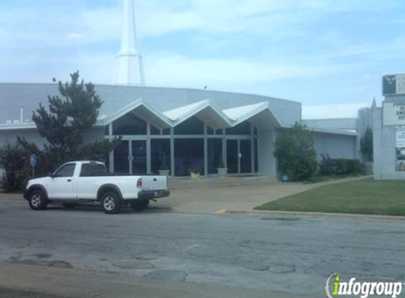 Christian Center of Ft Worth - Haltom City, TX