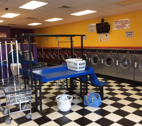 Lost Sock Coin Laundry - Bristol - Bristol, VA