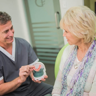 Gold Coast Dental and Denture Centre - Southport, QLD