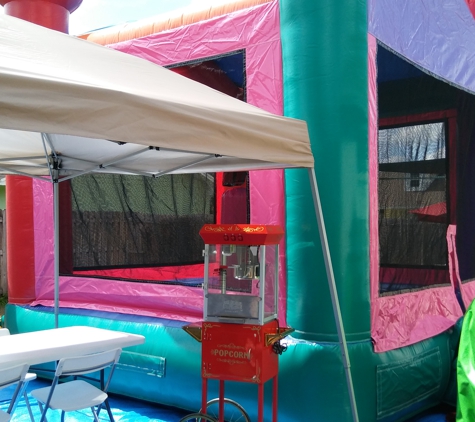 Bouncemania party services - Auburndale, FL. Summer bundle special bounce house boy or girl 12 chairs and table,pop corn machine 50 people 150.00