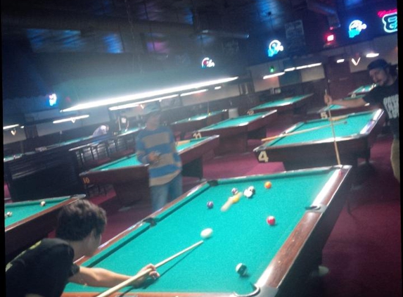 Warehouse Billiard Bar - Austin, TX