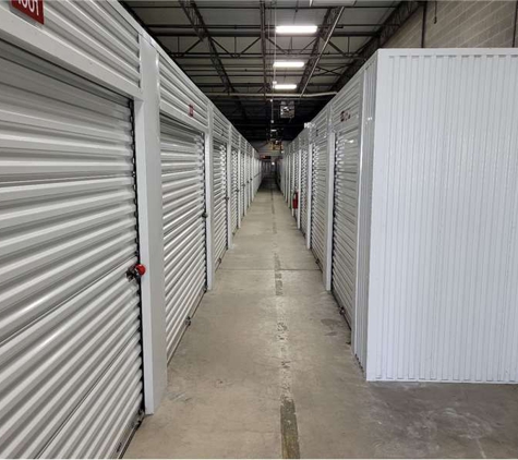 Extra Space Storage - Libertyville, IL