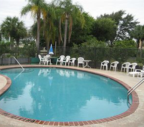 Homing Inn - Boynton Beach, FL