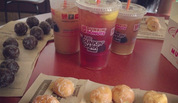 Dunkin' - Foxborough, MA