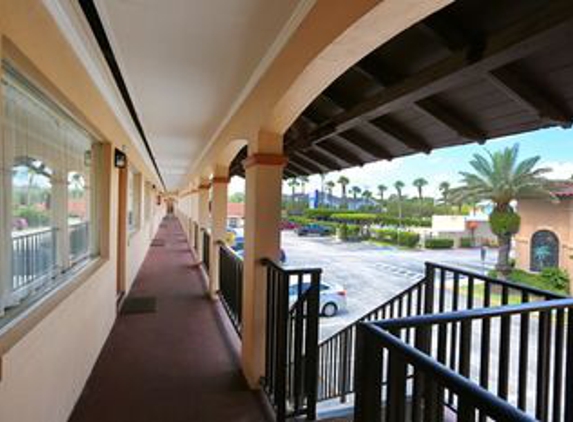 La Fiesta Ocean Inn & Suites with Beachfront Bed And Breakfast - Saint Augustine, FL