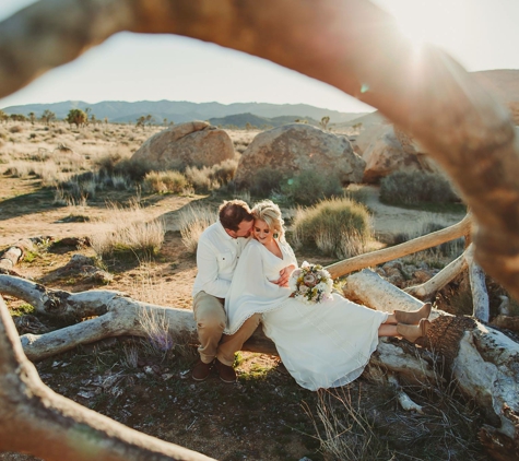 Take Your Moment! - Palm Springs, CA. Perfect elopement with the help of Dr.B