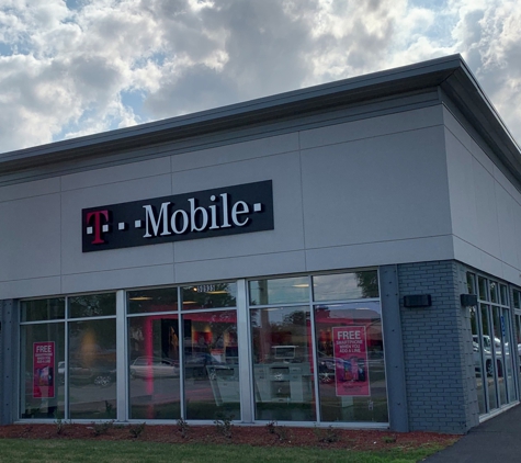 T-Mobile - Shelby Township, MI