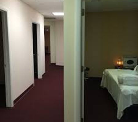 iCure Massage and Body Works - Spring House, PA