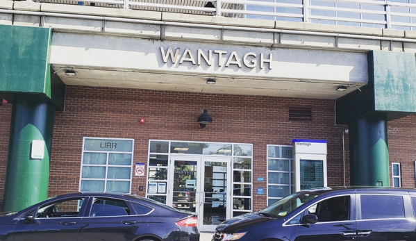 Wantagh Taxi and Airport Service - Wantagh, NY. Wantagh Taxi near the train