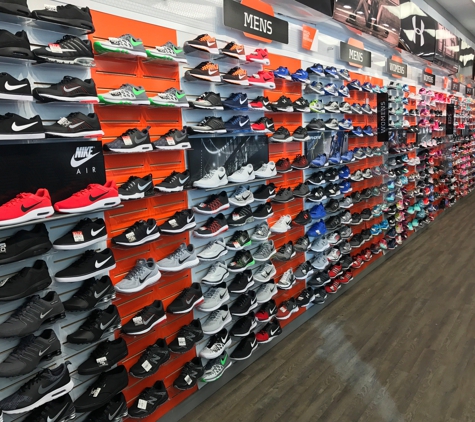 Hibbett Sports - Pratt, KS