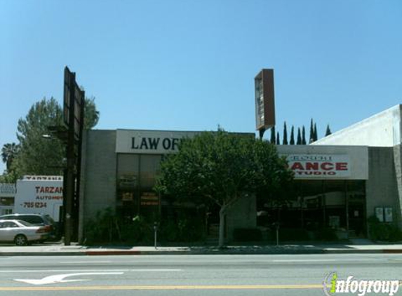 Ray B Bowen Law Offices - Tarzana, CA