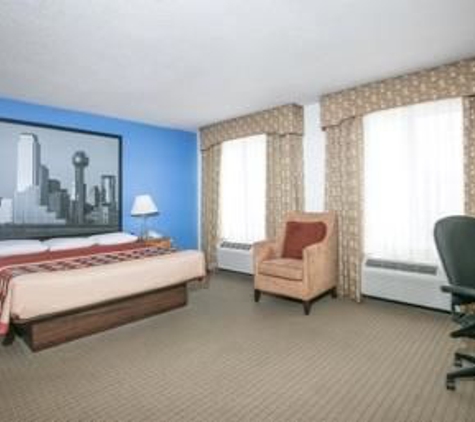 Super 8 by Wyndham Garland/Rowlett/East Dallas area - Garland, TX