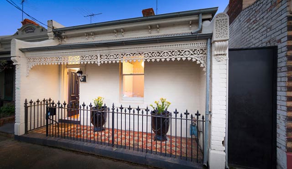 Nelson Alexander Ivanhoe - Ivanhoe, VIC