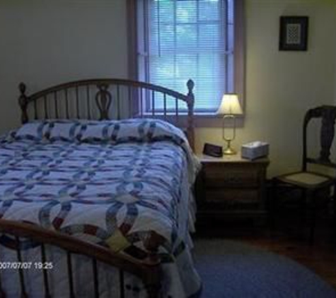 Blue Rock Bed and Breakfast - Millersville, PA