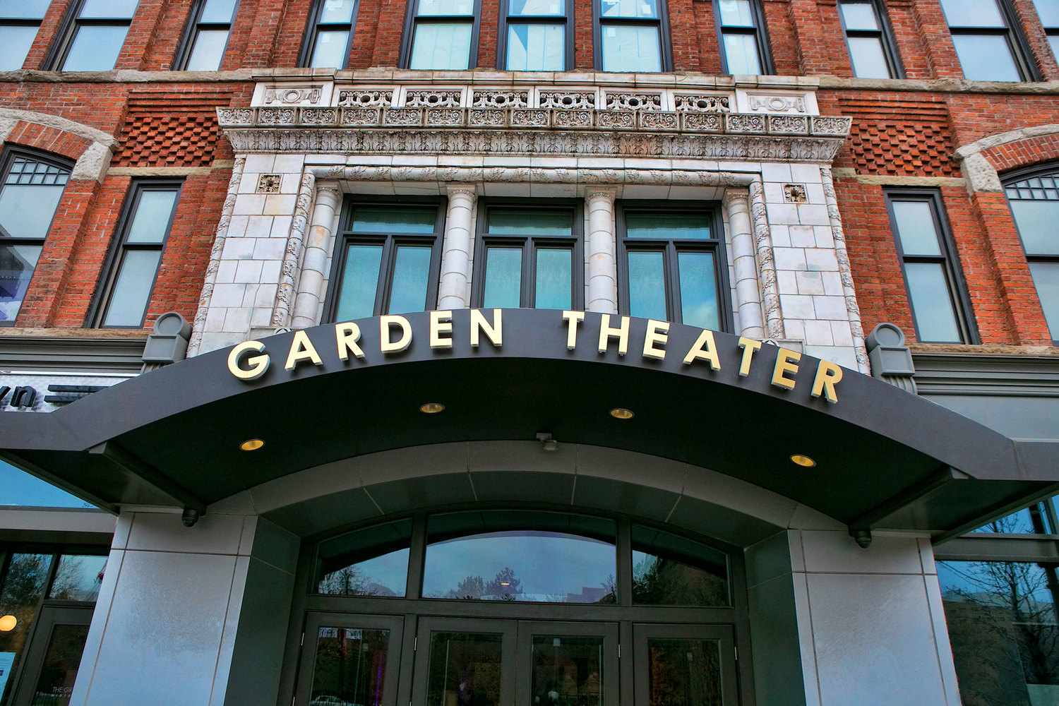 The Garden Theater 3929 Woodward Ave Detroit Mi 48201 Yp Com