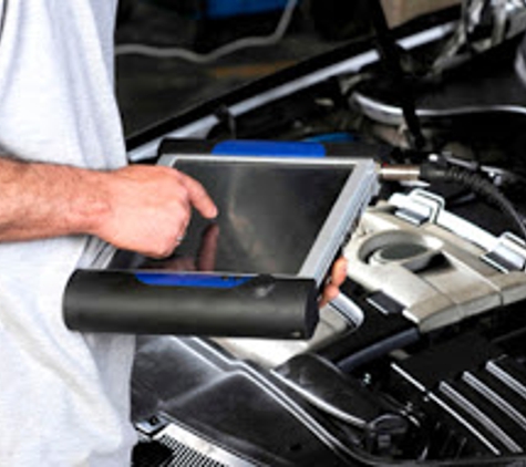 Infinitech Auto Service - Glendale Heights, IL. BMW auto repair Lincoln Park