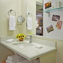Graduate by Hilton Tempe - Hotels