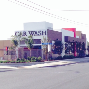 Tsunami Express Car Wash - Norwalk, CA