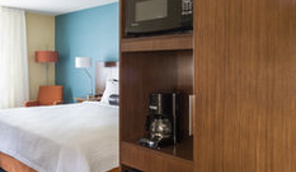 Fairfield Inn & Suites - Holland, MI