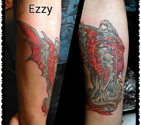 Ezzy's Ink - Slippery Rock, PA