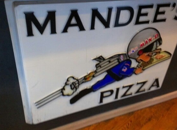 Mandee's Pizza - Salem, MA
