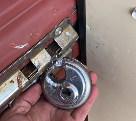 KeyMe Locksmiths - Chicago, IL