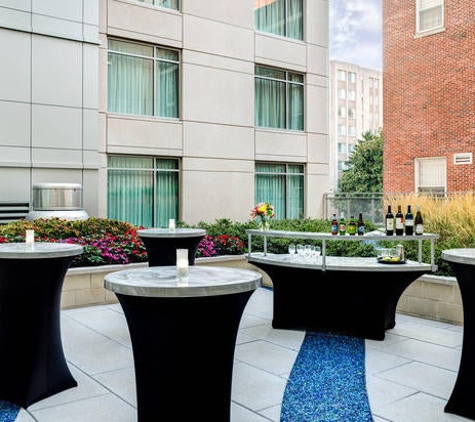 Courtyard by Marriott - Washington, DC