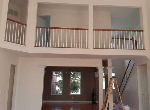 PDH Painting and More - West Harrison, IN. Painting a 2 story house is a lot of work.  Give PDH Painting a call.  513-301-4923