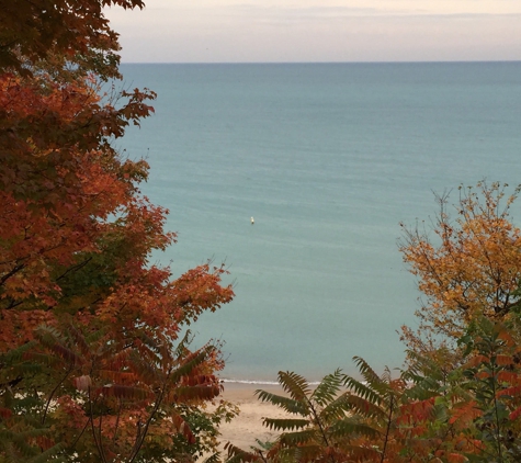 Sunrise Beach - Lake Bluff, IL